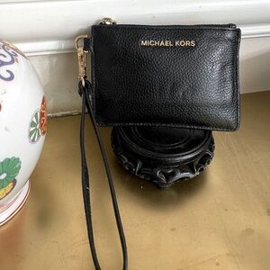 Michael Kors Key Ring Top Zip Coin Pouch ID Card Holder wallet